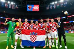克罗地亚队带着胜利晋级欧锦赛，实力超群