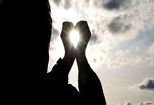 快船续约主力前锋尼克-巴图姆